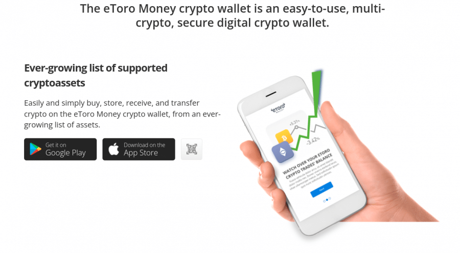 يدٌ تحمل هاتفًا ذكياً عليه واجهة استخدام تطبيق منصة eToro، ووصفٌ للمنصة وروابط تحميل التطبيق