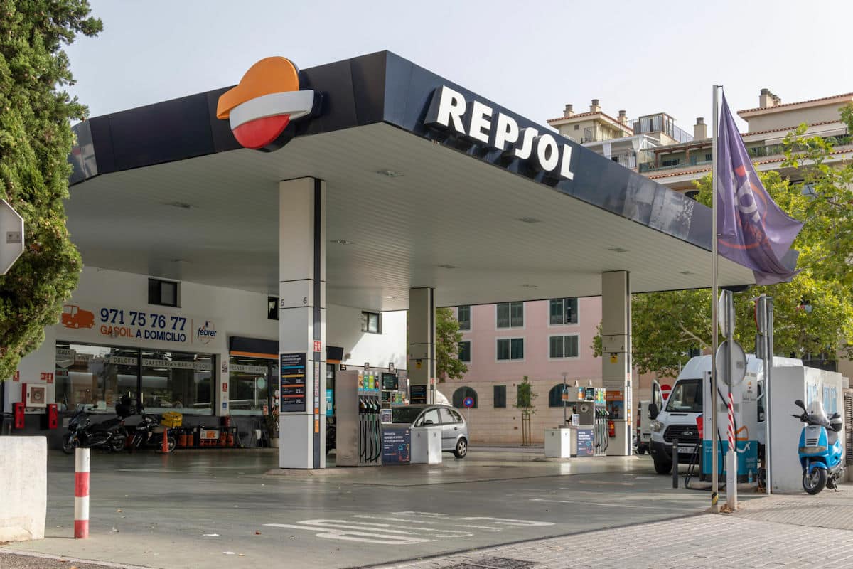 Repsol en problemas - La CNMC investiga a la compañía por manipular el precio del combustible