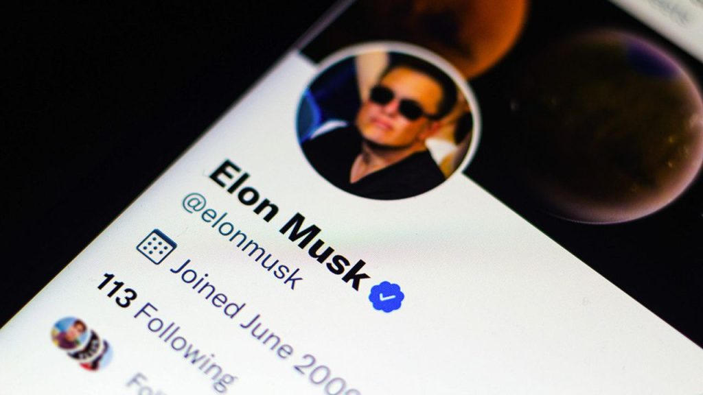 Elon Musk Twitter Censure