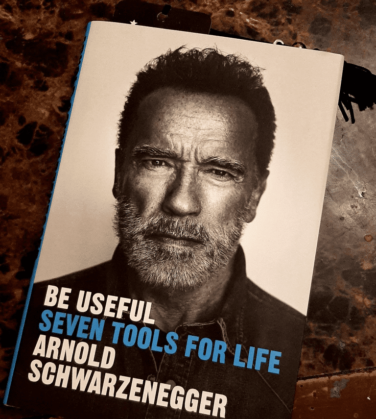 Arnold Schwarzenegger könyve