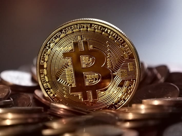 Bitcoin kriptovaliutos prognozės - ar BTC išsilaikys $30 000 zonoje, o gal nukris iki $20 000?