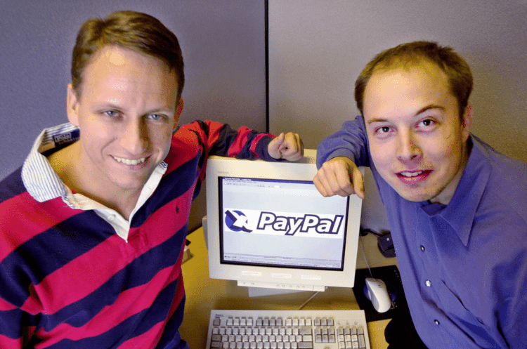 Илон Маск основал PayPal