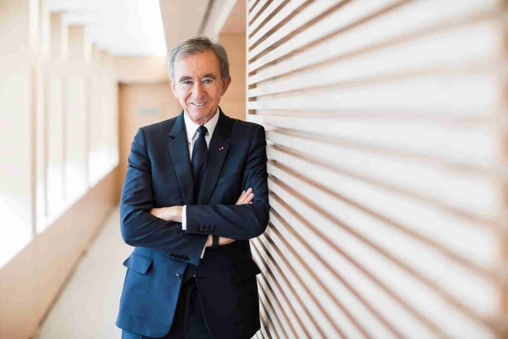 Hành Trình Làm Giàu Của Bernard Arnault