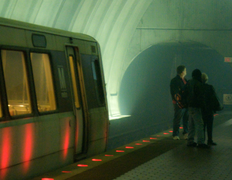 DC Subway fills with smoke