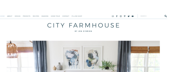 City Farmhouse cross-promoting their Instagram at the top of their website