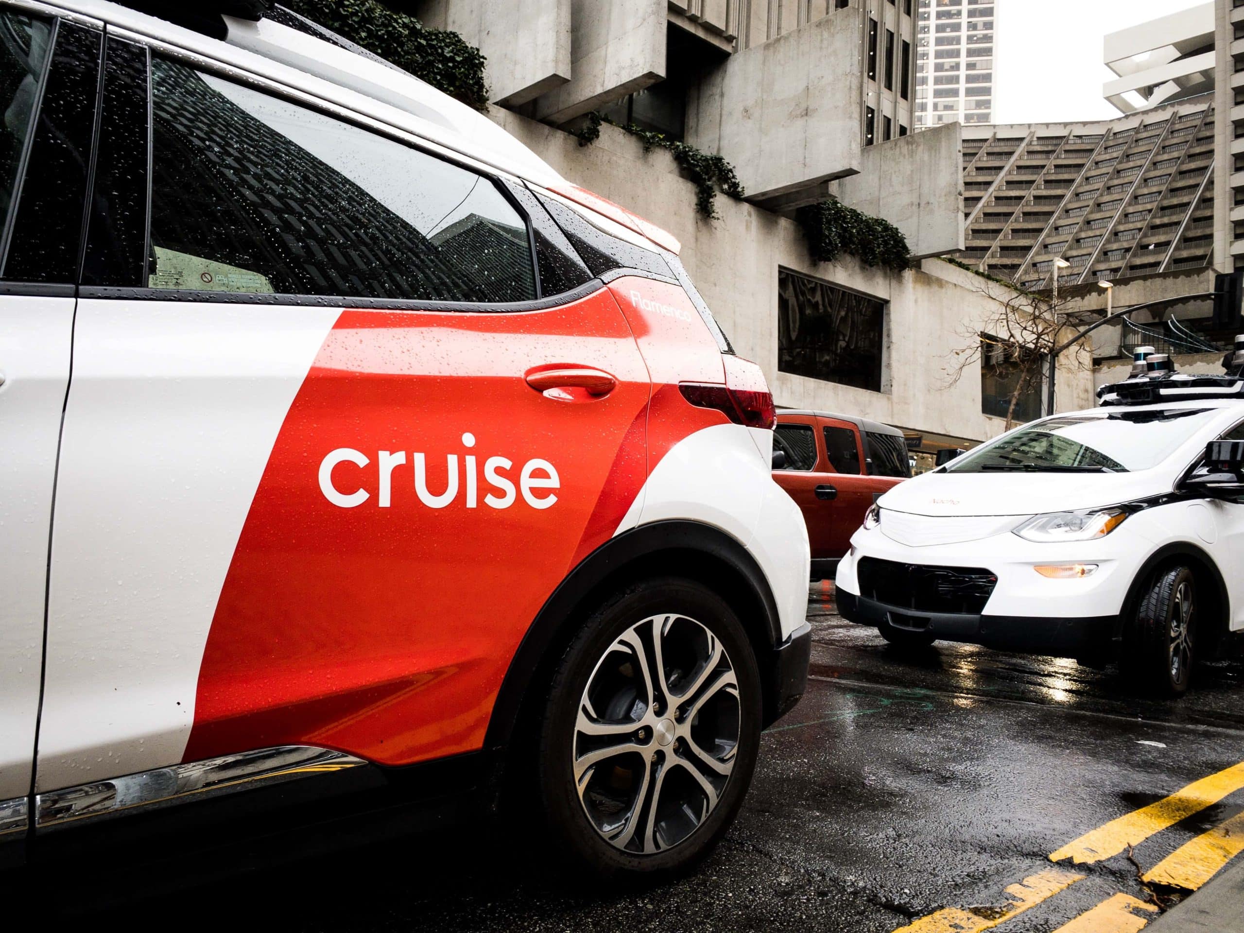 cruise on X: New cities, more driverless miles, and a game