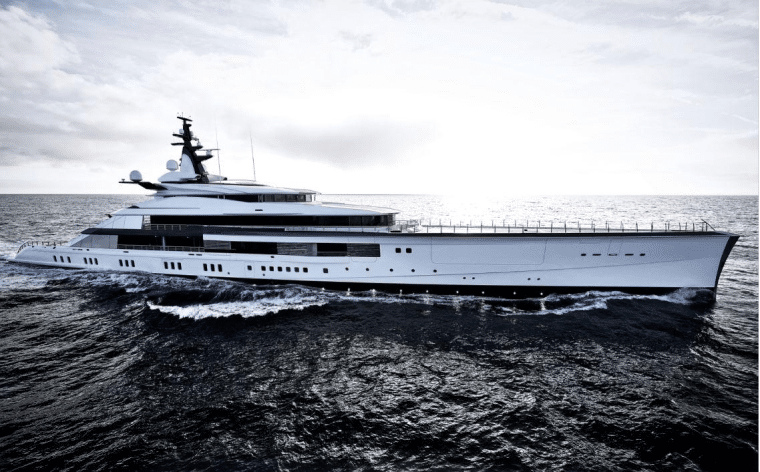 Jerry jones yacht