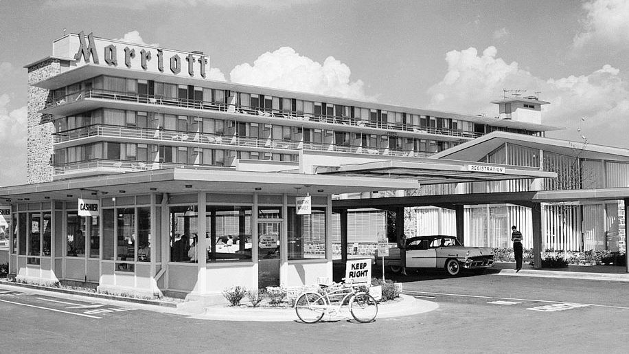 Twin Bridges Motor Hotel