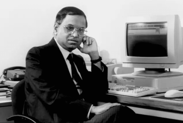 narayana murthy early career