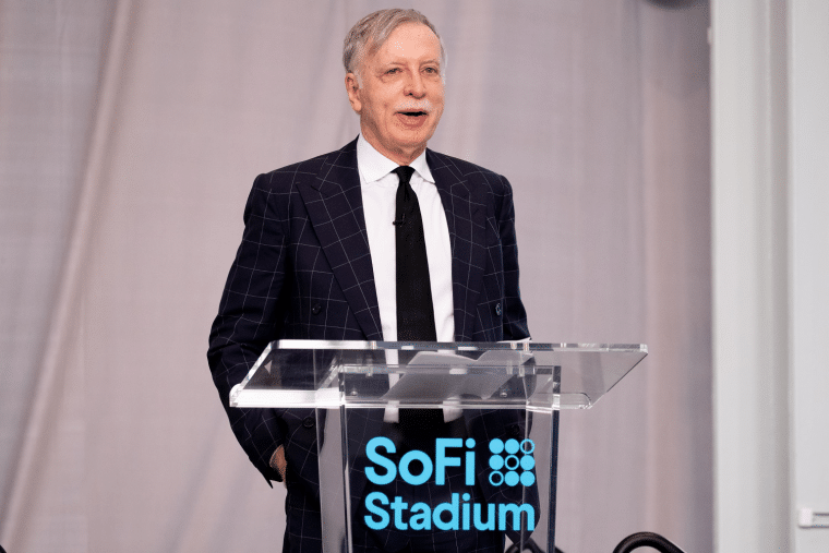 stan kroenke sofi stadium