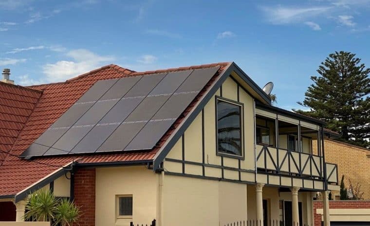 LONGi residential solar panels