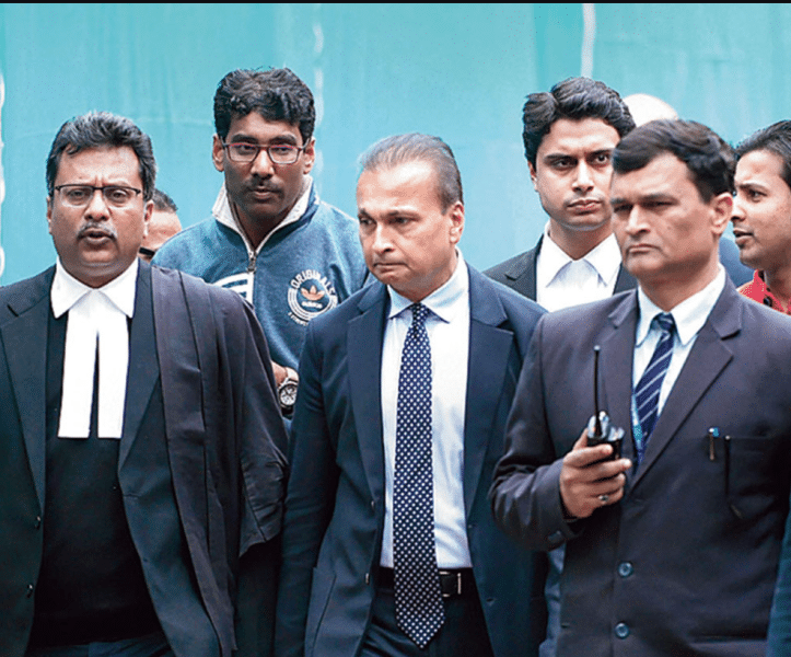 Anil Ambani with others