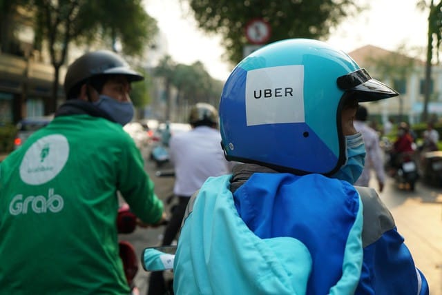 grab uber vietnam