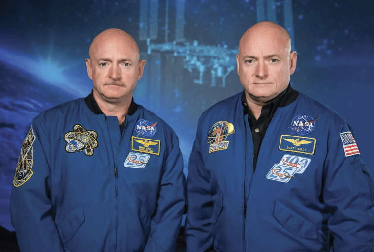 mark kelly and scott kelly