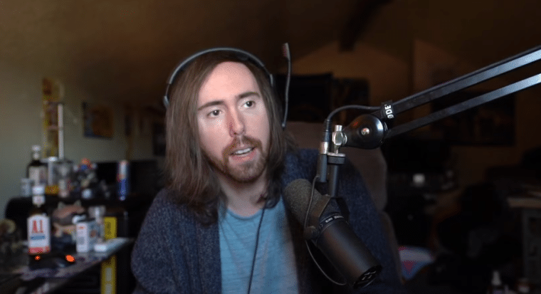 Asmongold streaming with mic